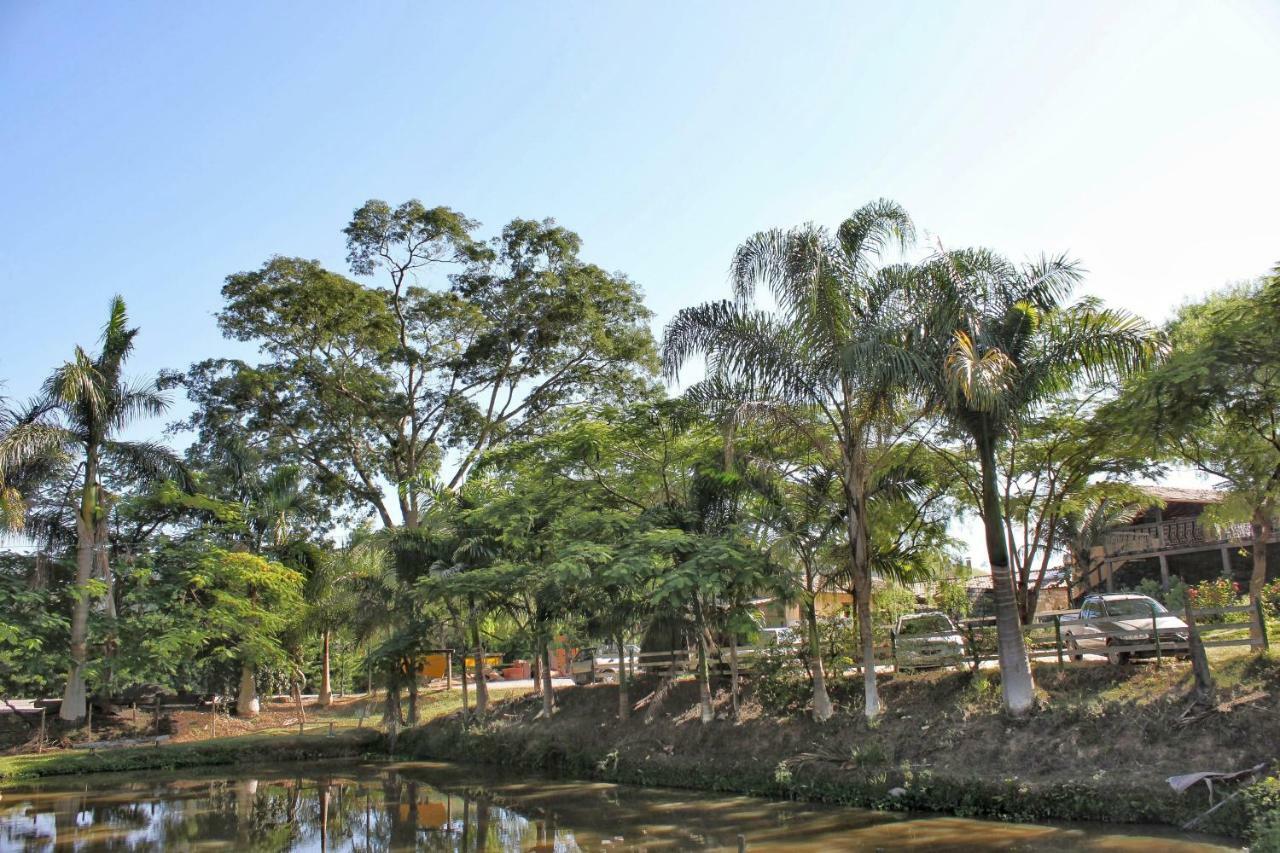Pousada & Parada Olhos D'Agua Oliveira Fortes Экстерьер фото